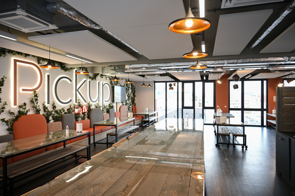 Groupe Cardinal - Rue des Rosiers : bureaux PickUp
